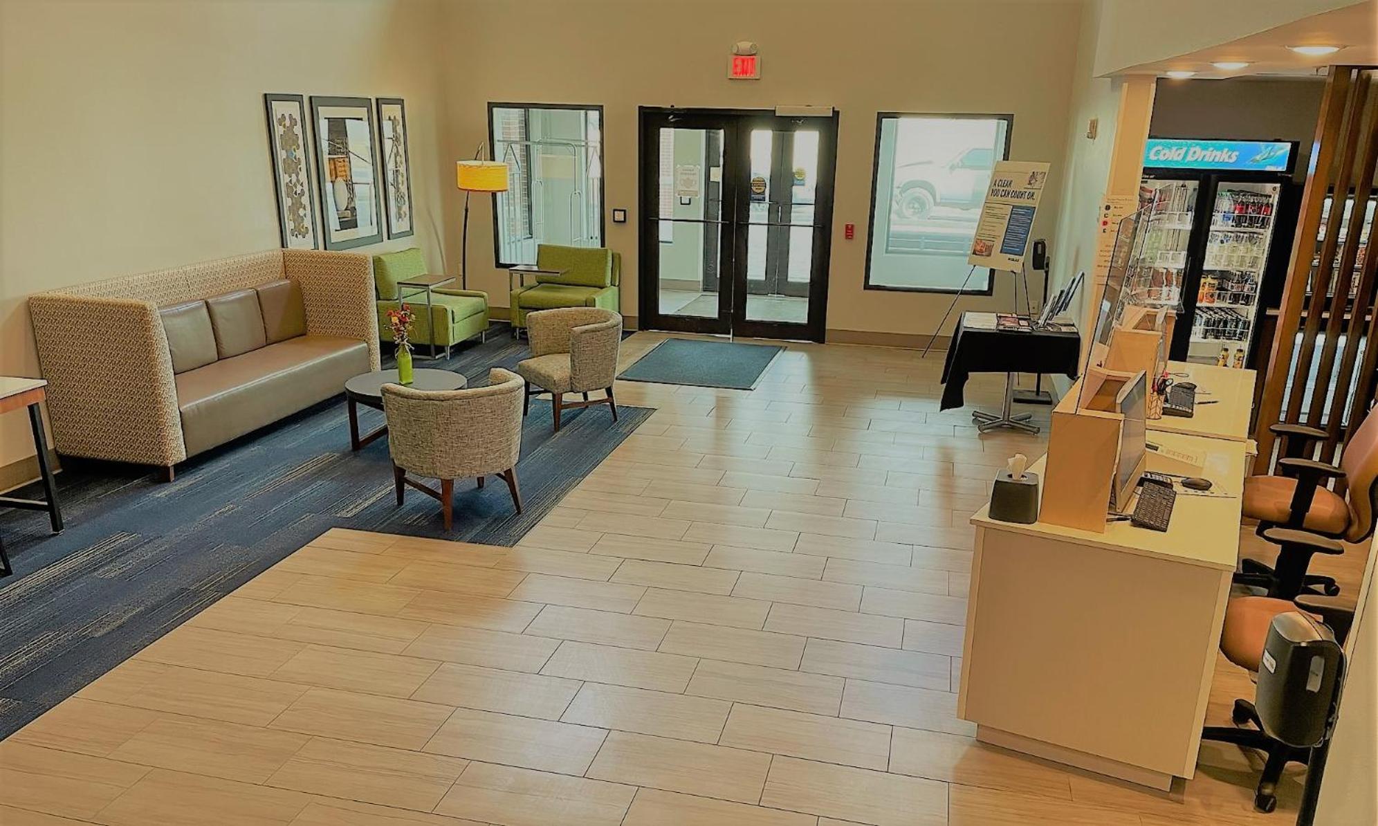Holiday Inn Express Hotel & Suites Lincoln South By Ihg Exterior foto