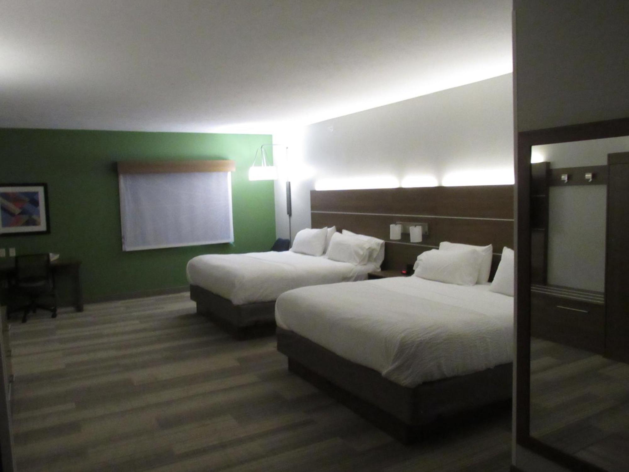 Holiday Inn Express Hotel & Suites Lincoln South By Ihg Exterior foto