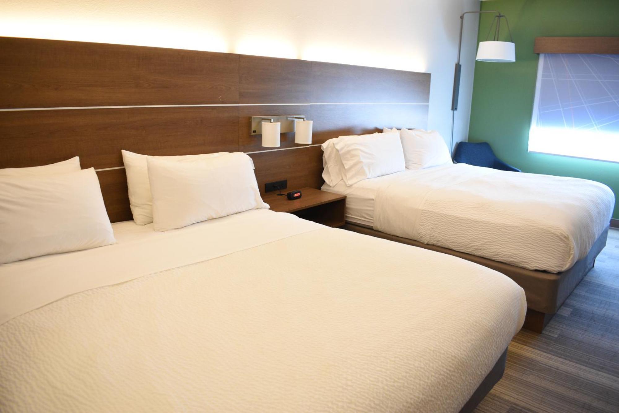 Holiday Inn Express Hotel & Suites Lincoln South By Ihg Exterior foto