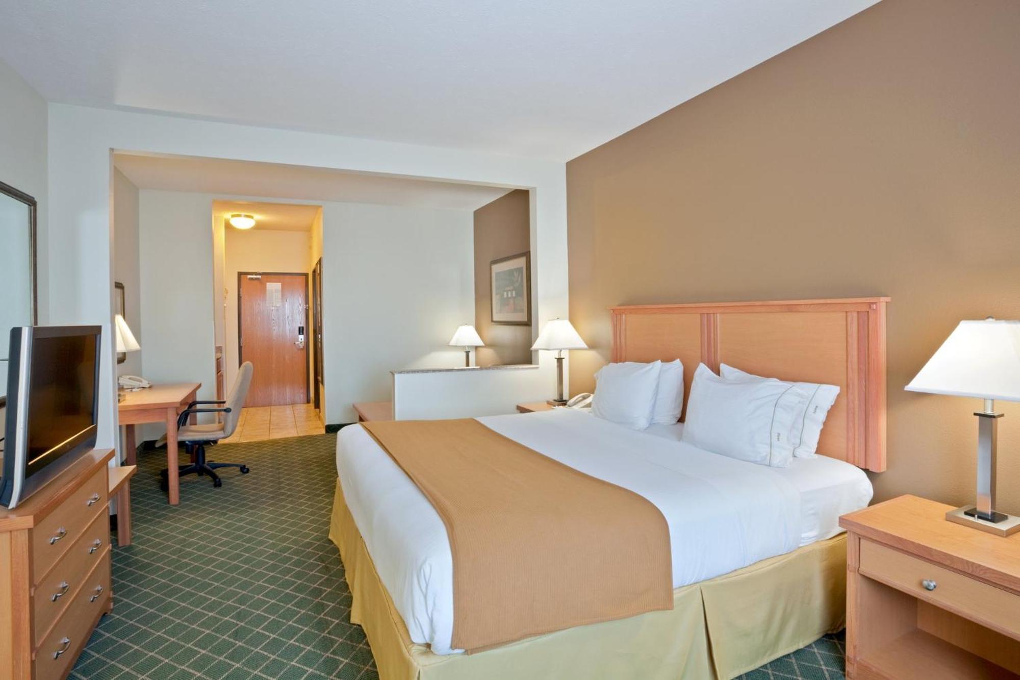 Holiday Inn Express Hotel & Suites Lincoln South By Ihg Exterior foto